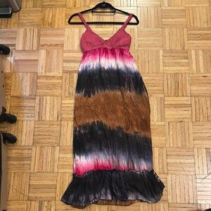 Elegant Tie-Dye Maxi Dress